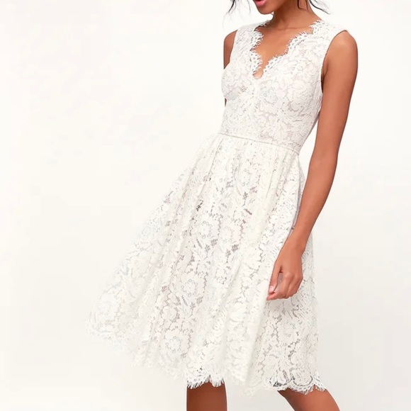 Lacey dress NWT - Picture 2 of 4